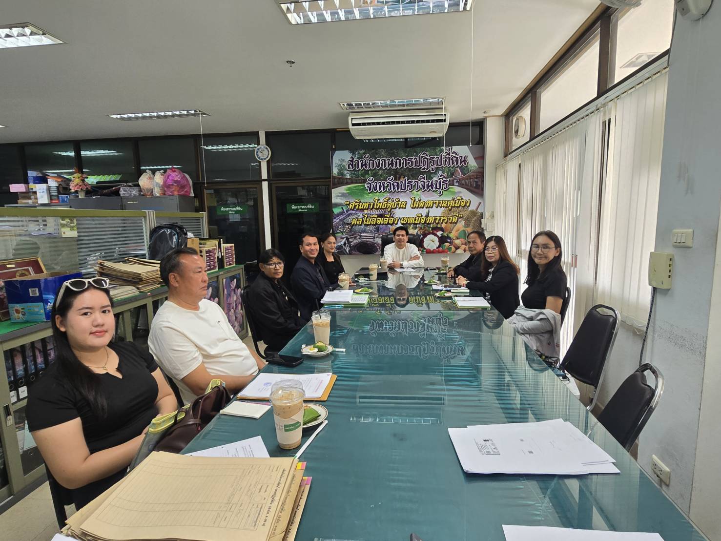 title - วันที่ 24 กุมภาพันธ์ 2569 นายวิทูล ประดิษฐบุญ พร้อมด้วย เจ้าหน้าที่ ส.ป.ก.ปราจีนบุรี ประชุมติดตามความก้าวหน้า โครงการก่อสร้างถนนสายซอย ในแปลงเกษตรกรรม ผิวจราจรขรุขระ ผิวจราจรหินคลุก กว้าง 4.00 ม. จำนวน 3 สาย  ระยะทาง 1.808 กม. ในพื้นที่โครงการจัดที่ดินทำกินให้แก่เกษตรกรผู้ไร้ที่ดินทำกิน  ตำบลสะพานหิน อำเภอนาดี จังหวัดปราจีนบุรี (งบกลาง) ครั้งที่ 2/2569